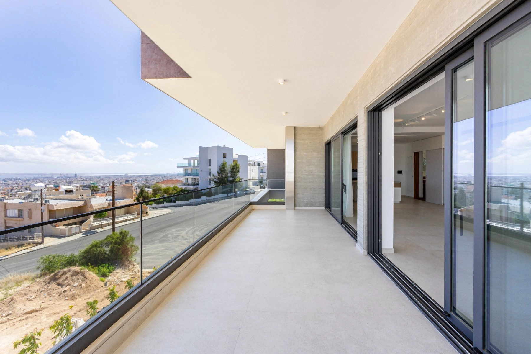 4 Bedroom House for Sale in Limassol – Mesa Geitonia