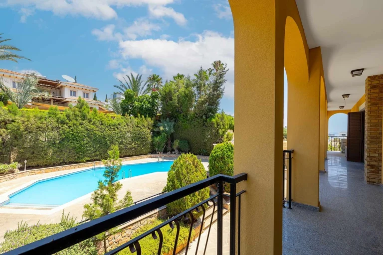 4 Bedroom House for Sale in Germasogeia, Limassol District