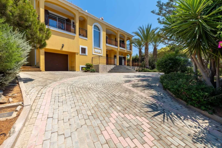 4 Bedroom House for Sale in Germasogeia, Limassol District