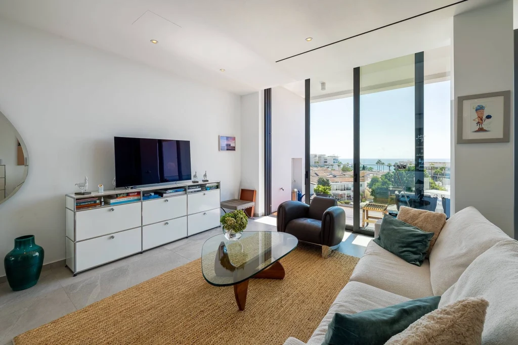 3 Bedroom Apartment for Sale in Kato Paphos