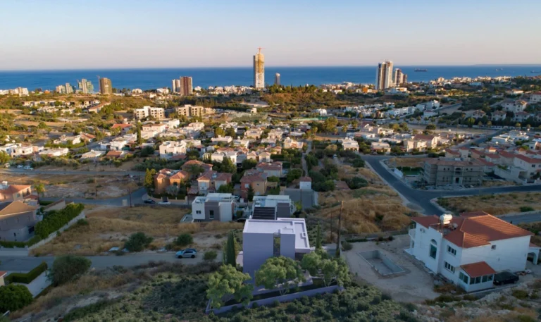 6+ Bedroom House for Sale in Mouttagiaka, Limassol District