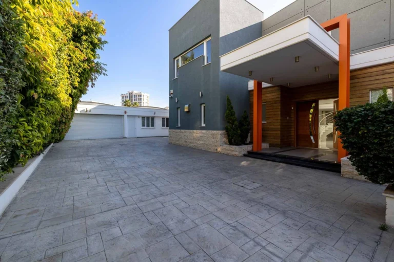 5 Bedroom House for Sale in Limassol District