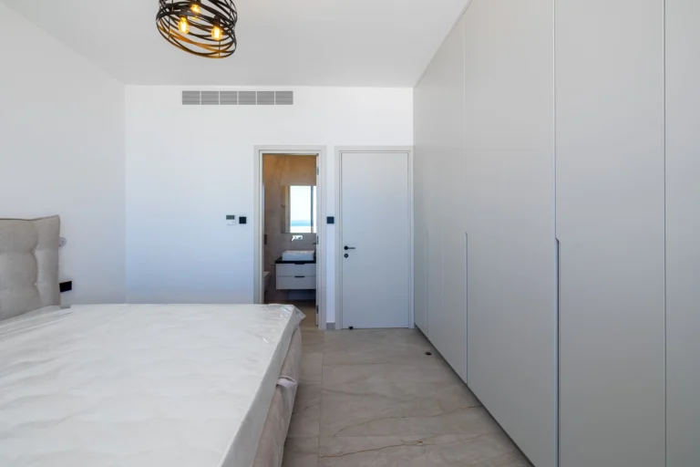 3 Bedroom House for Sale in Chlorakas, Paphos District