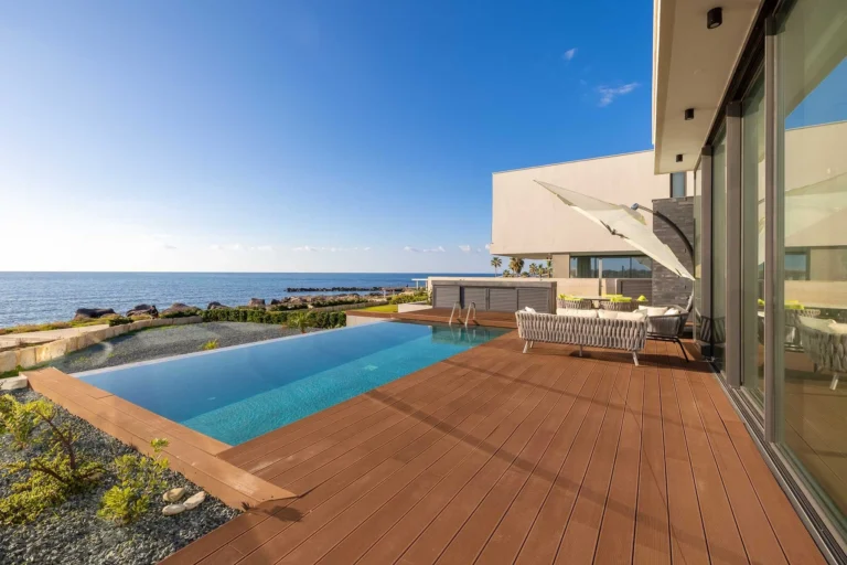 3 Bedroom House for Sale in Tombs Of the Kings, Paphos District