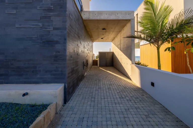 4 Bedroom House for Sale in Tombs Of the Kings, Paphos District