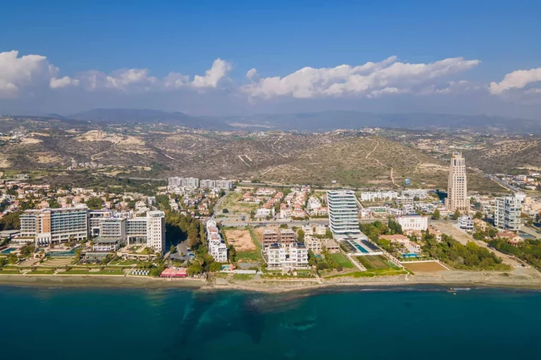 6+ Bedroom House for Sale in Parekklisia, Limassol District