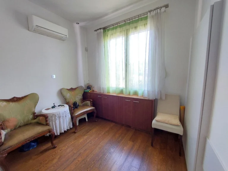 4 Bedroom House for Sale in Palodeia, Limassol District