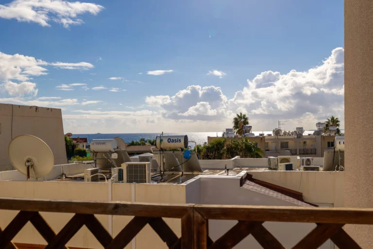 2 Bedroom Apartment for Sale in Parekklisia, Limassol District