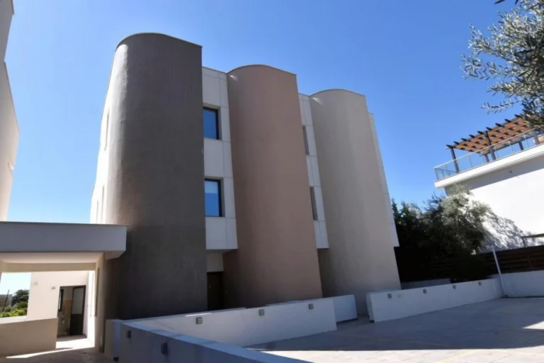 3 Bedroom House for Sale in Potamos Germasogeias, Limassol District