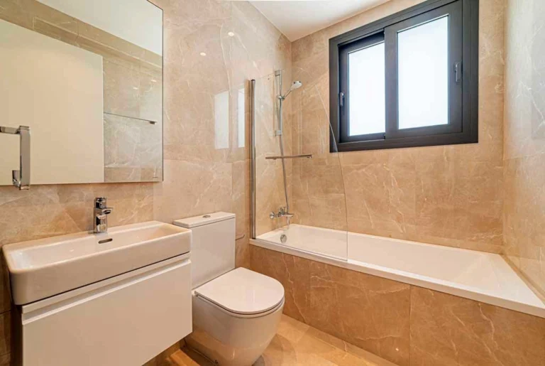 4 Bedroom House for Sale in Oroklini, Larnaca District