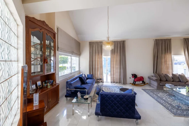 6+ Bedroom House for Sale in Limassol – Kapsalos