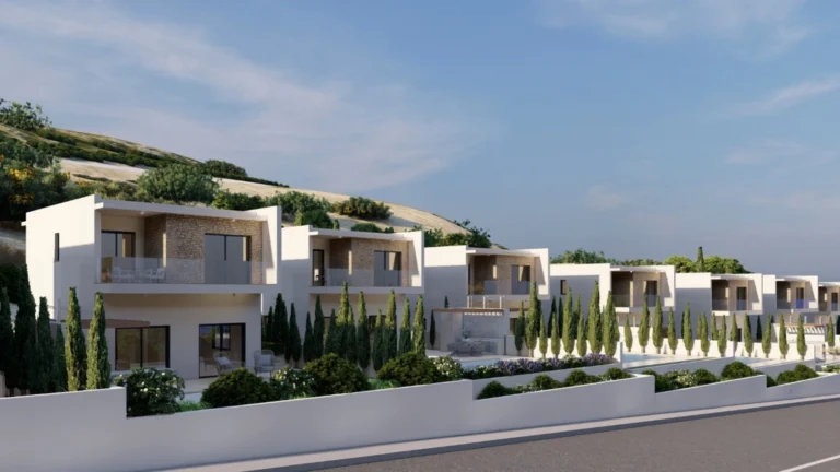 5 Bedroom House for Sale in Pegeia, Paphos District