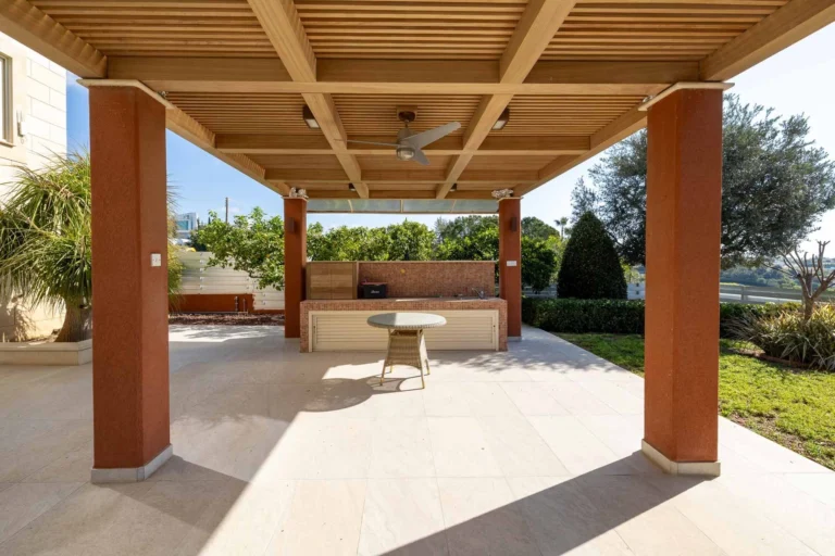 5 Bedroom House for Sale in Germasogeia, Limassol District