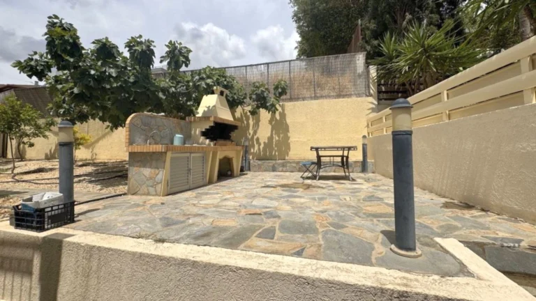 4 Bedroom House for Sale in Limassol – Agios Athanasios