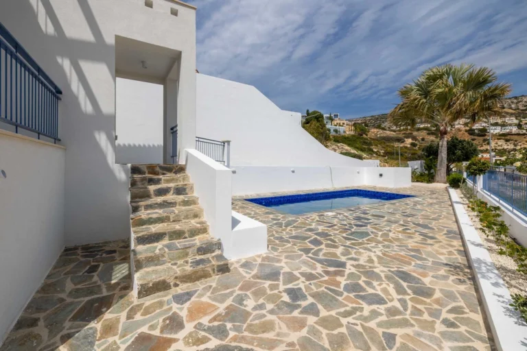 3 Bedroom House for Sale in Pegeia, Paphos District