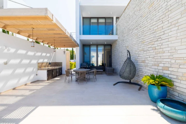 4 Bedroom House for Sale in Pegeia, Paphos District