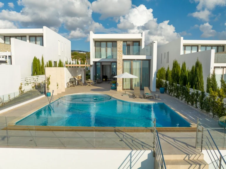 4 Bedroom House for Sale in Pegeia, Paphos District