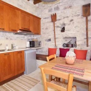 300m² Office for Sale in Vavla, Larnaca District