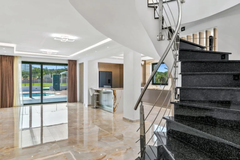 5 Bedroom House for Sale in Kouklia, Paphos District