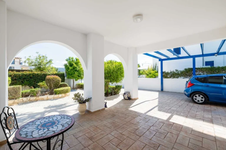 4 Bedroom House for Sale in Latchi (Lakki / Latsi), Paphos District