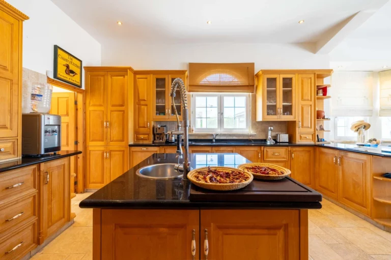 6+ Bedroom House for Sale in Akoursos, Paphos District