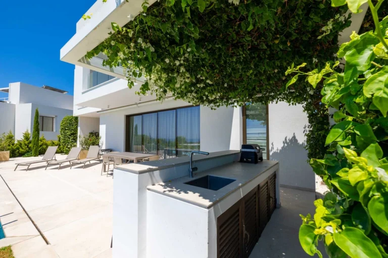 4 Bedroom House for Sale in Pegeia, Paphos District