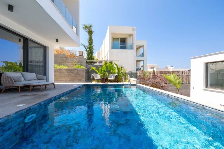 3 Bedroom House for Sale in Chlorakas, Paphos District