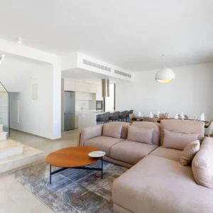 3 Bedroom House for Sale in Chlorakas, Paphos District