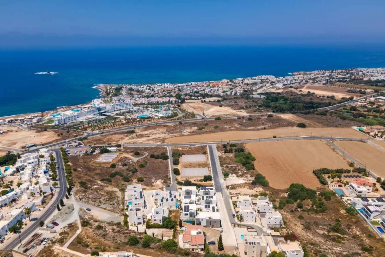 3 Bedroom House for Sale in Chlorakas, Paphos District