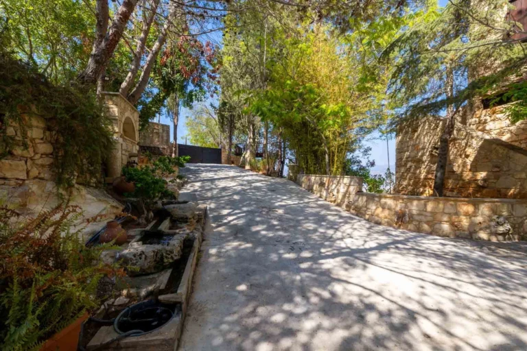 6+ Bedroom House for Sale in Kritou Tera, Paphos District