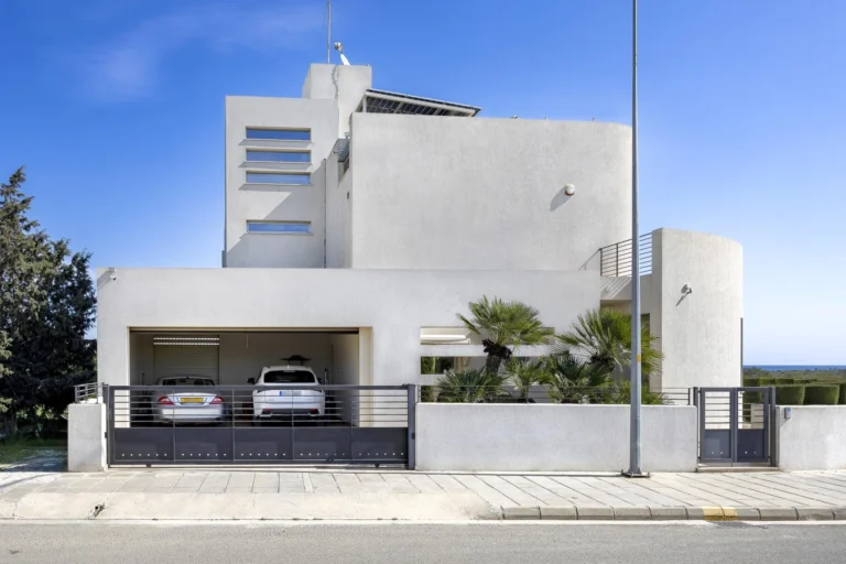 6+ Bedroom House for Sale in Liopetri, Famagusta District