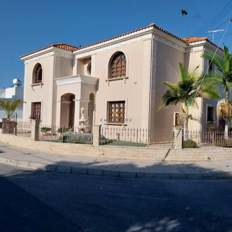 Cheap Houses and Villas for Sale Larnaca up to 900000 euro