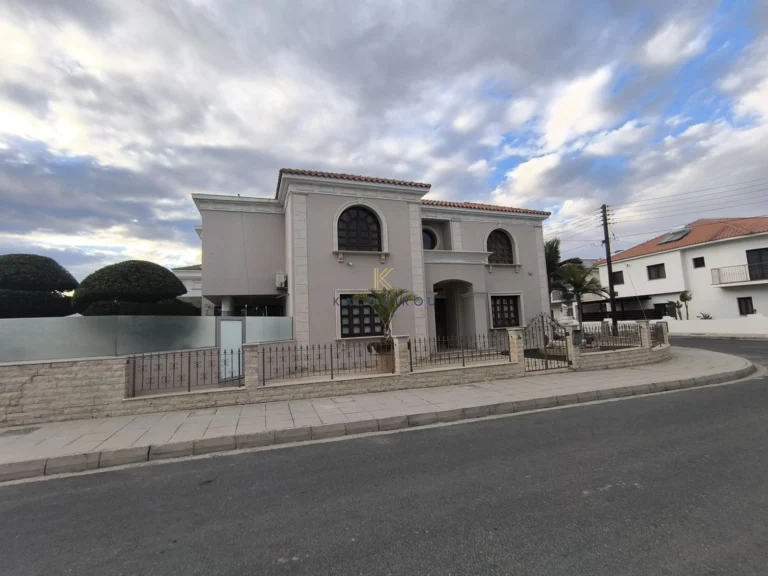 Cheap Houses and Villas for Sale Larnaca up to 900000 euro