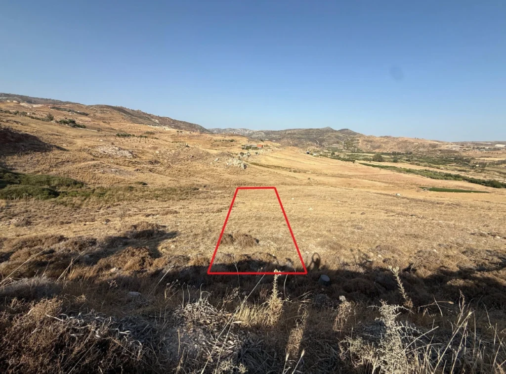 5,017m² Plot for Sale in Agia Varvara, Paphos District