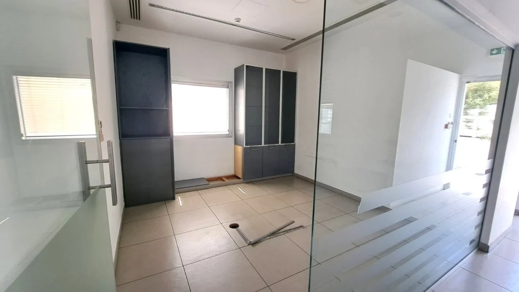 870m² Building for Rent in Agia Triada, Limassol District