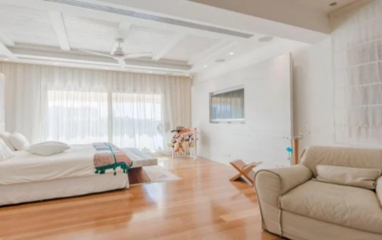 5 Bedroom House for Sale in Limassol District