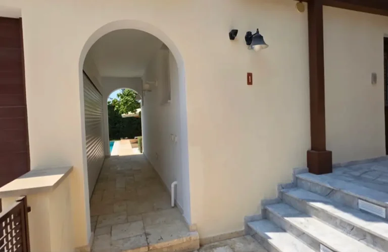 4 Bedroom House for Sale in Limassol – Marina