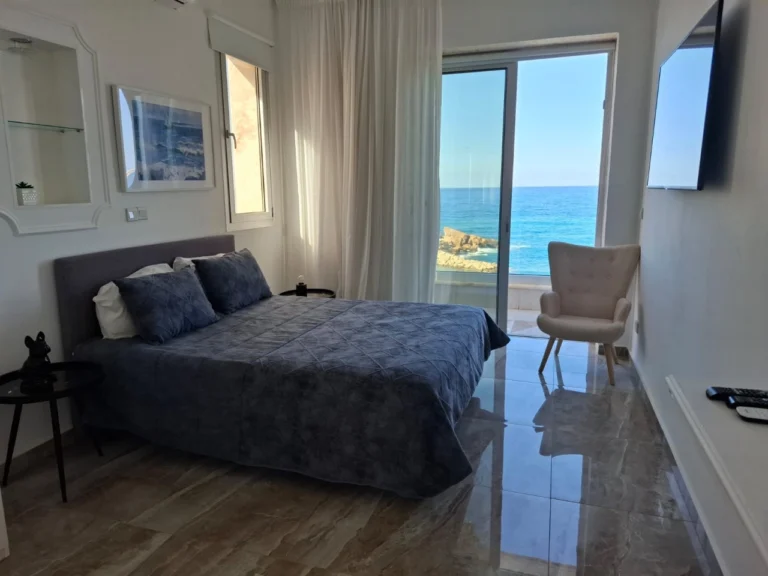 3 Bedroom House for Sale in Kissonerga, Paphos District
