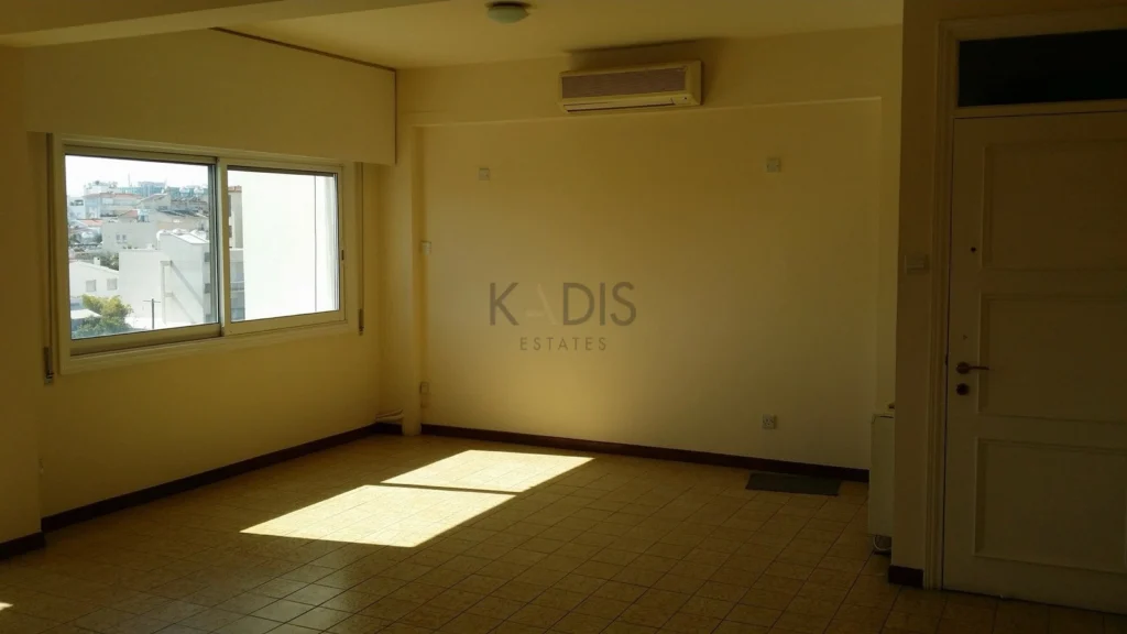 3 Bedroom Apartment for Sale in Strovolos, Nicosia District