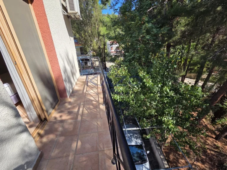 4 Bedroom House for Sale in Moniatis, Limassol District