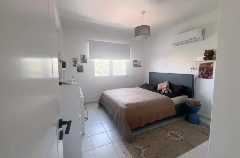 2 Bedroom Apartment for Sale in Paphos – Universal