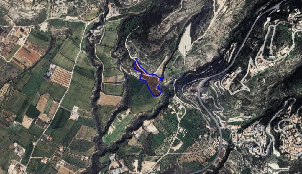 14,526m² Plot for Sale in Tremithousa, Paphos District
