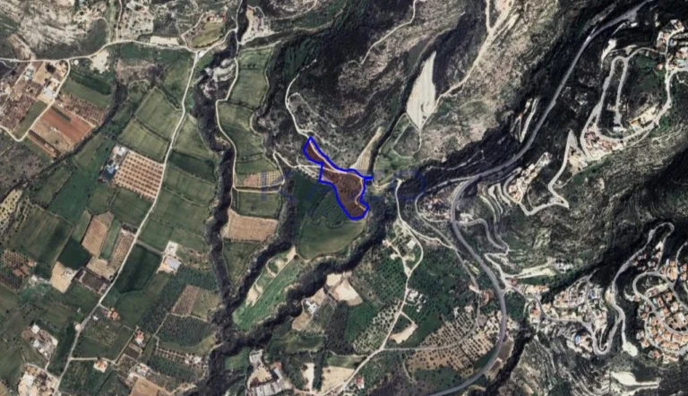 14,526m² Plot for Sale in Tremithousa, Paphos District