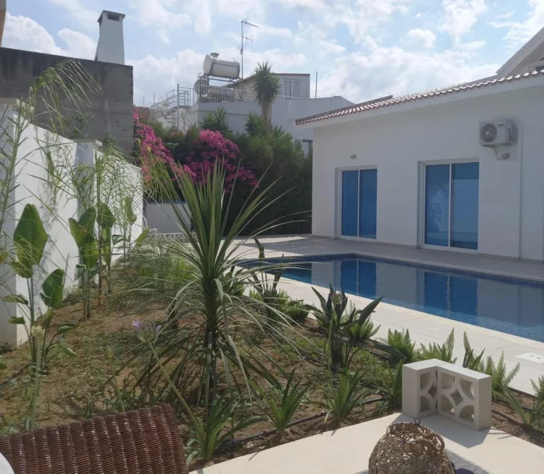 4 Bedroom House for Sale