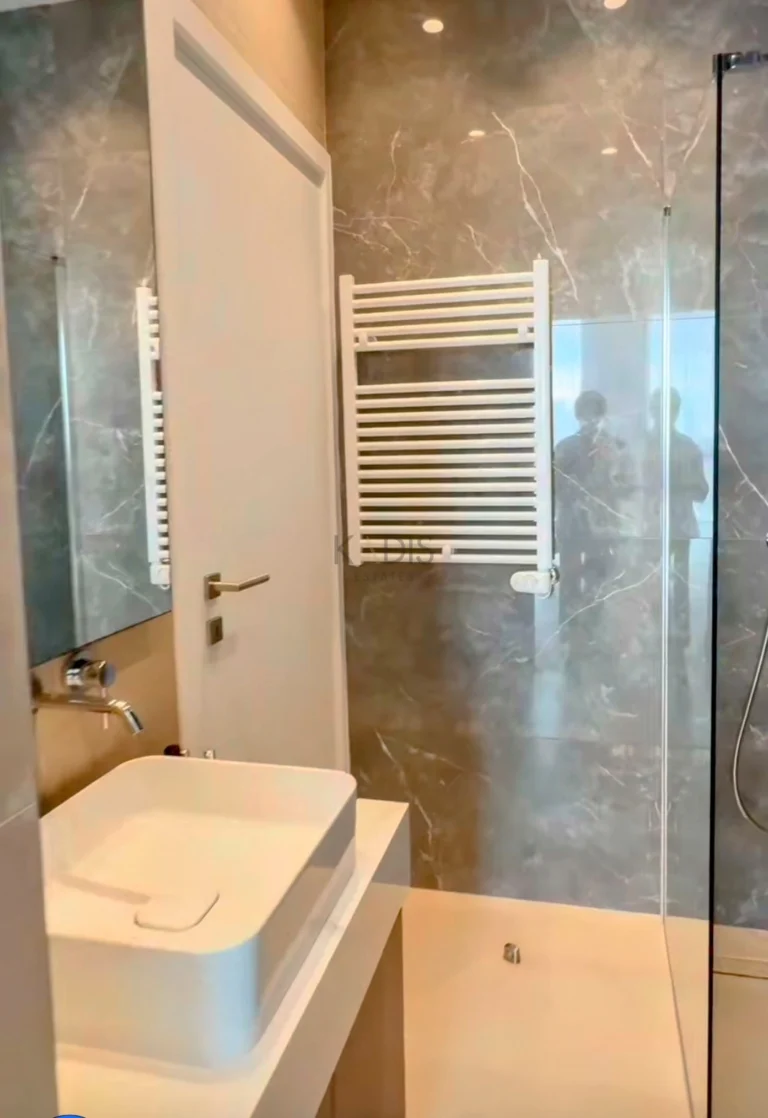 Квартира с 1 спальней в аренду в Агиос Тихонас, район Лимассола