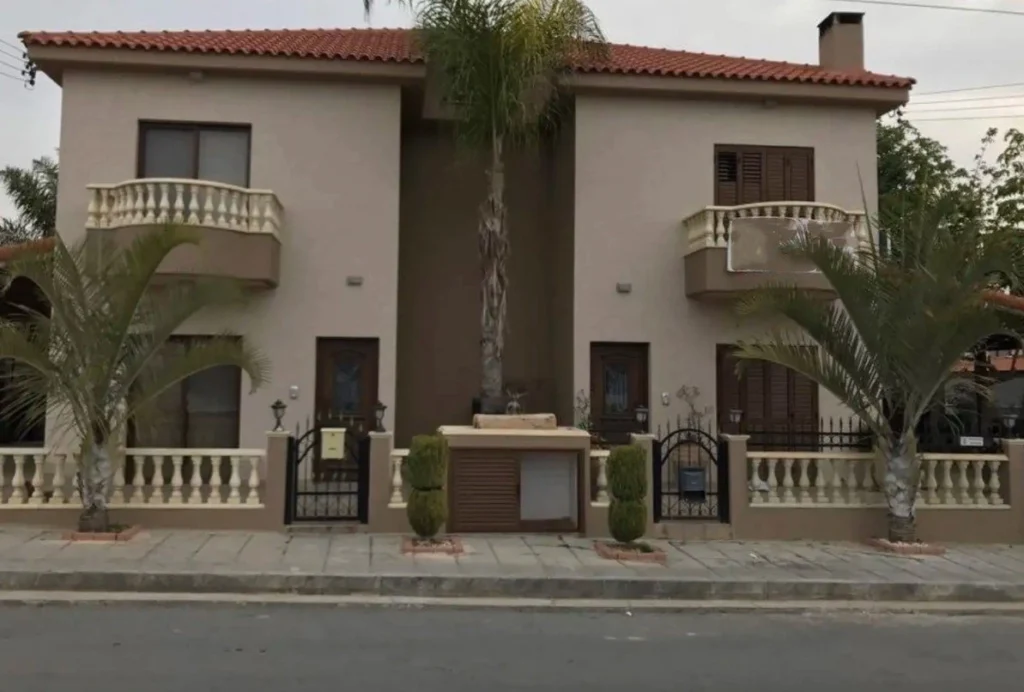 3 Bedroom House for Sale in Trachoni Lemesou, Limassol District