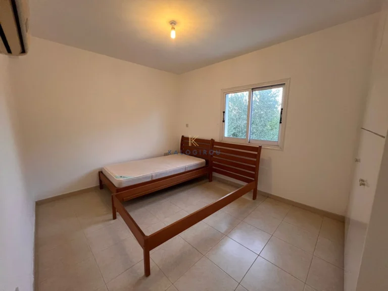 2 Bedroom House for Sale in Oroklini, Larnaca District