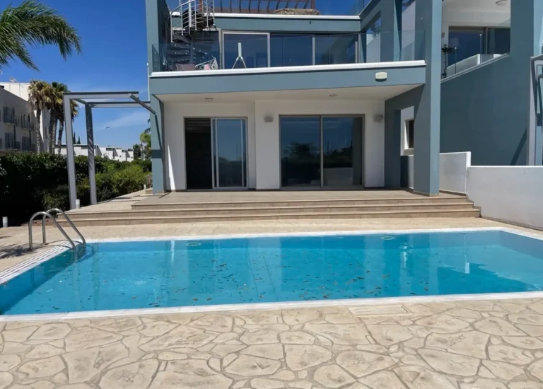 3 Bedroom Apartment for Sale in Larnaca District