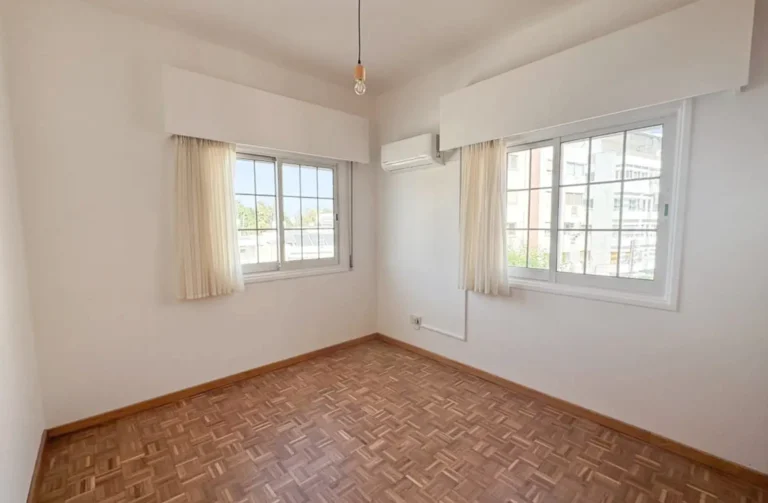 3 Bedroom Apartment for Sale in Agios Nikolaos, Larnaca District