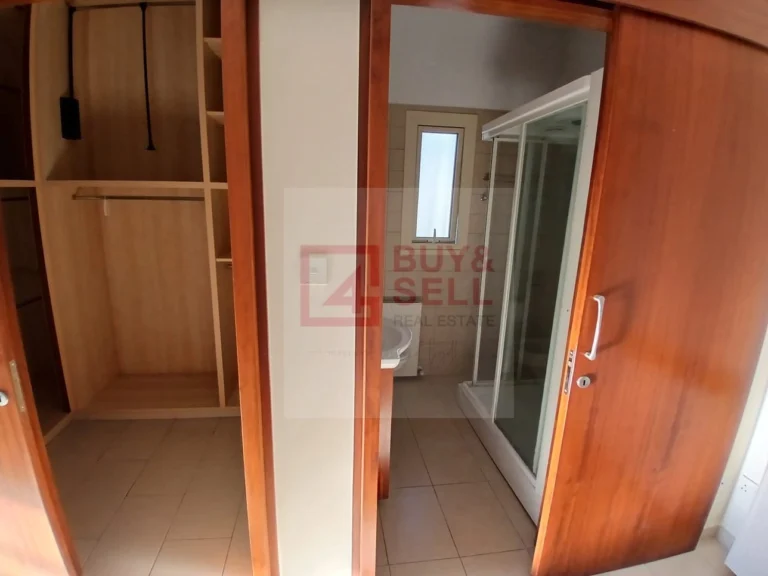 5 Bedroom House for Sale in Limassol – Agios Athanasios